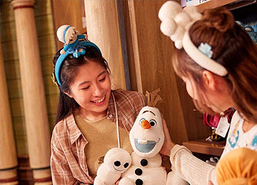 Disneyland&reg; Paris Hotels